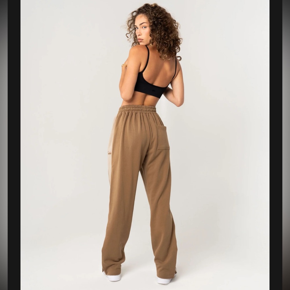 INAKA POWER MEN'S RELAXED SWEATS
MOCHA - Picture 7 of 7
